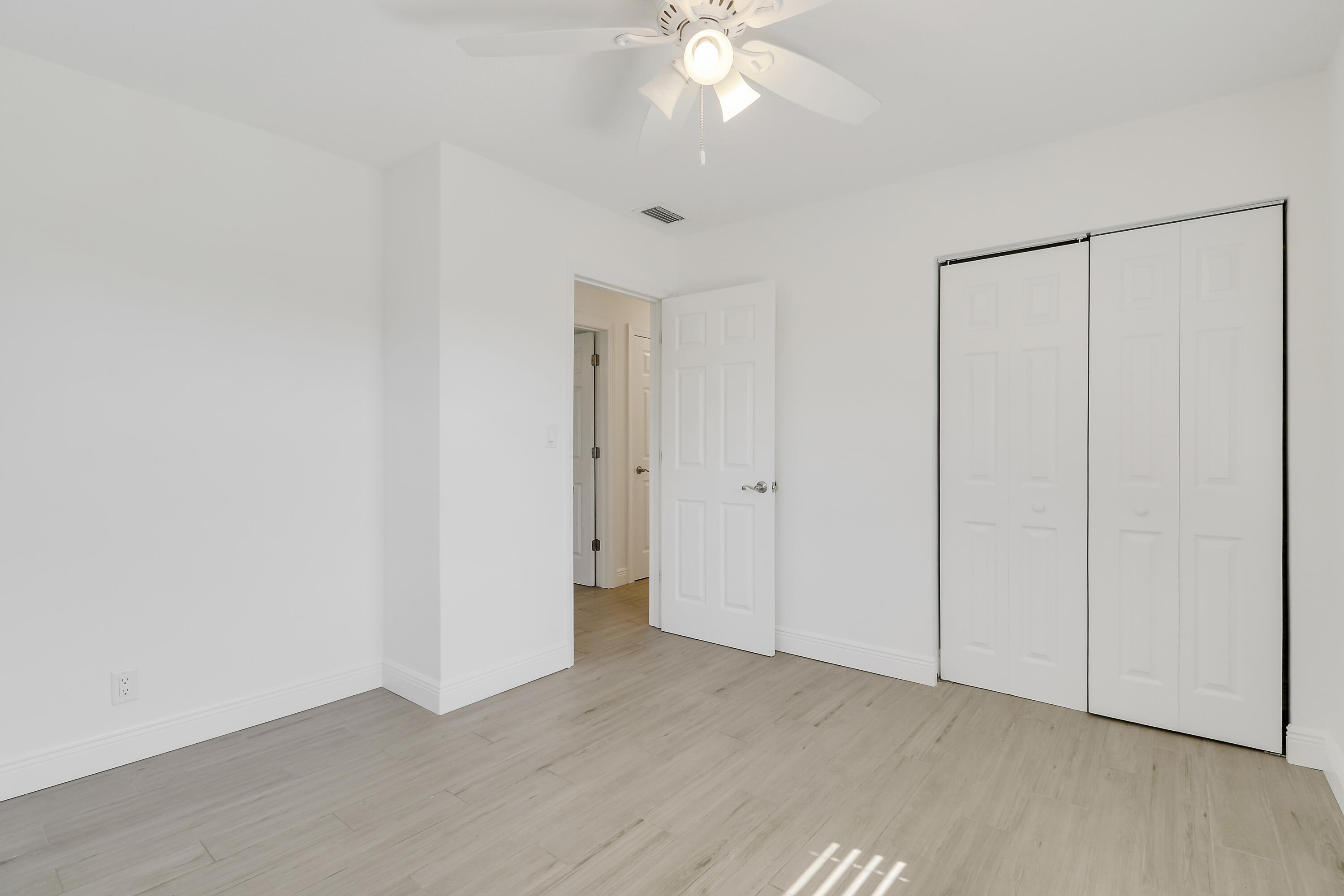 816 Juniper, North Palm Beach FL 33408