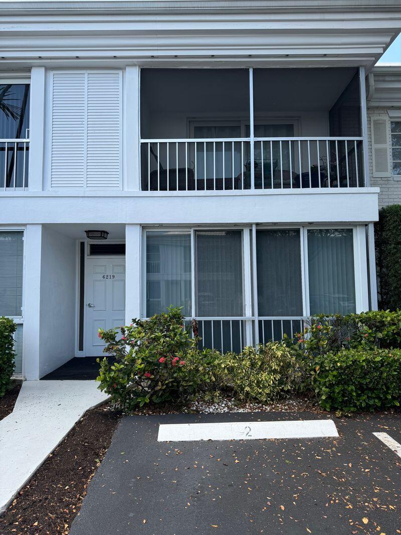6219 Bay Club #2, Fort Lauderdale FL 33308