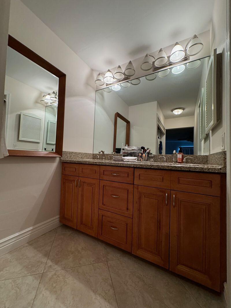 6219 Bay Club #2, Fort Lauderdale FL 33308