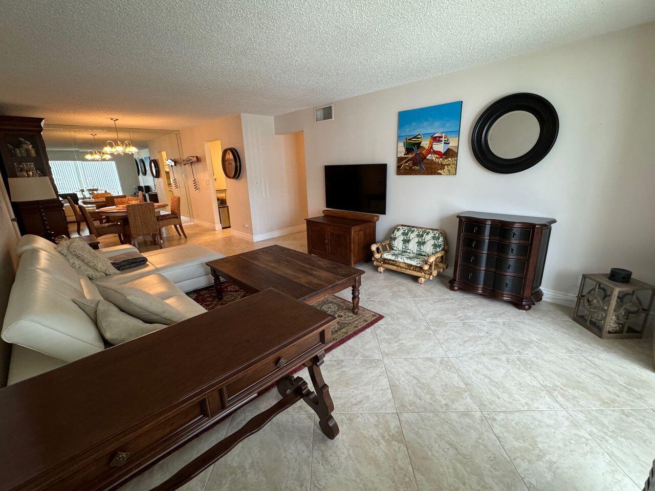 6219 Bay Club #2, Fort Lauderdale FL 33308