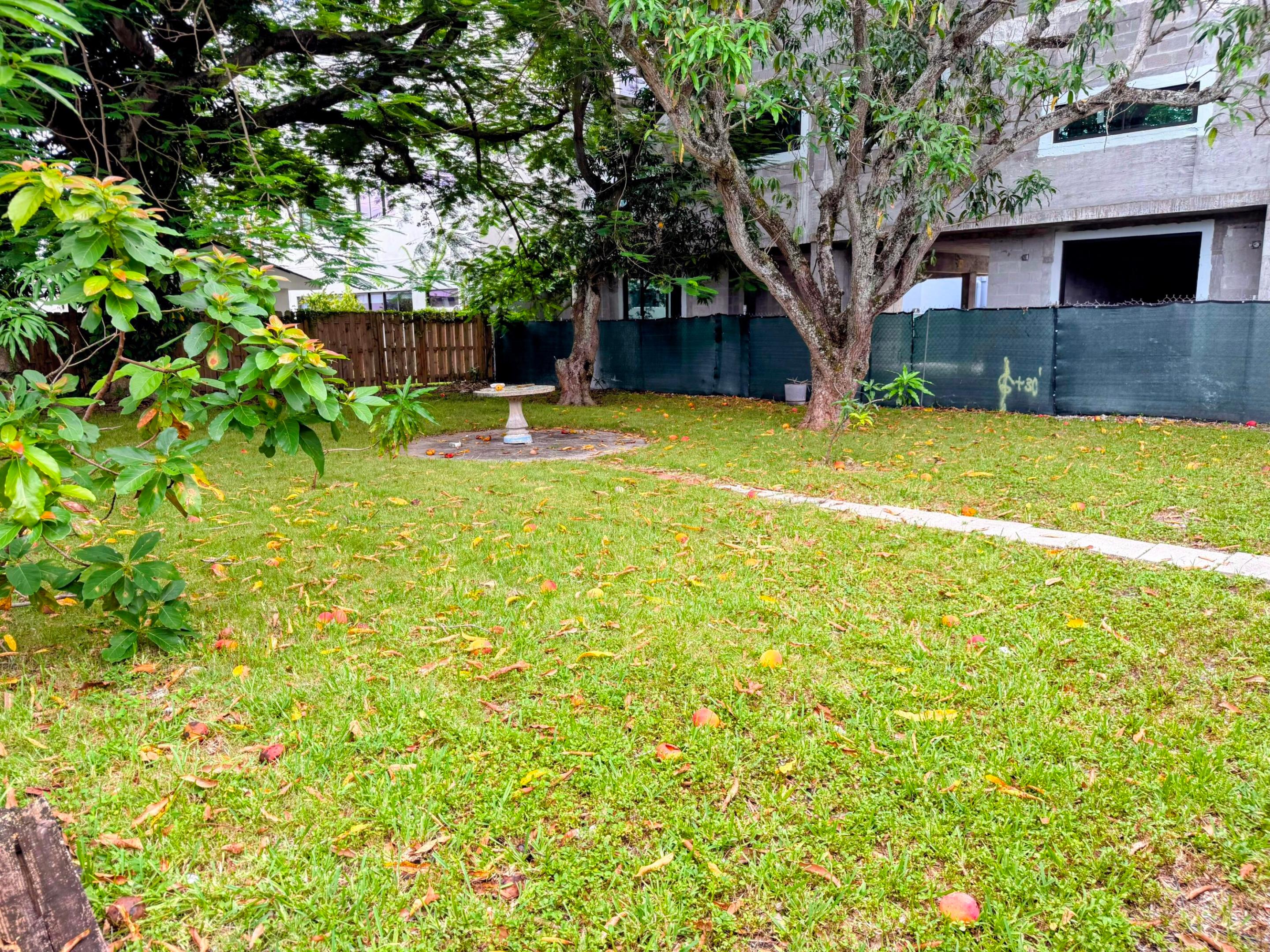 424 NE 72nd, Miami FL 33138