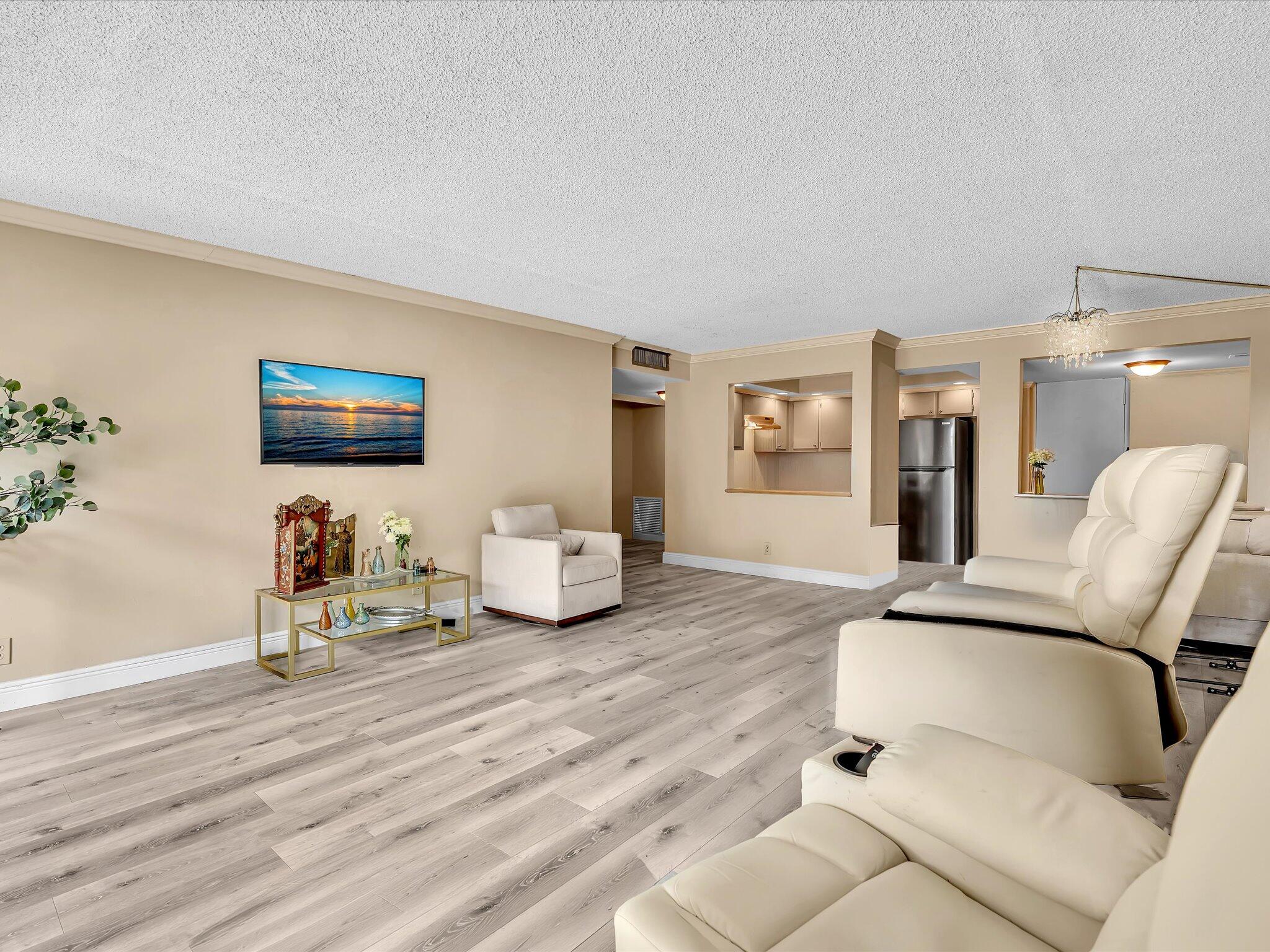 1350 River Reach #111, Fort Lauderdale FL 33315