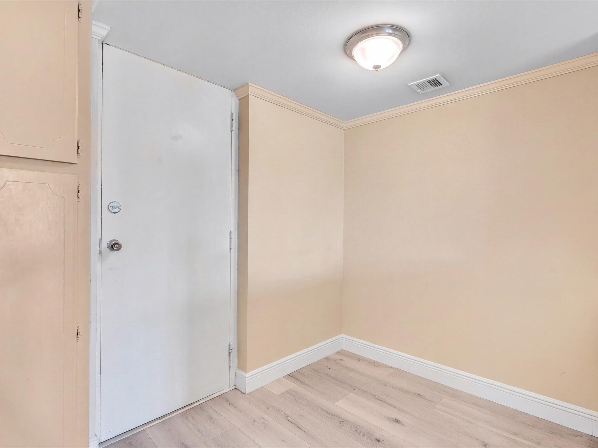 1350 River Reach #111, Fort Lauderdale FL 33315