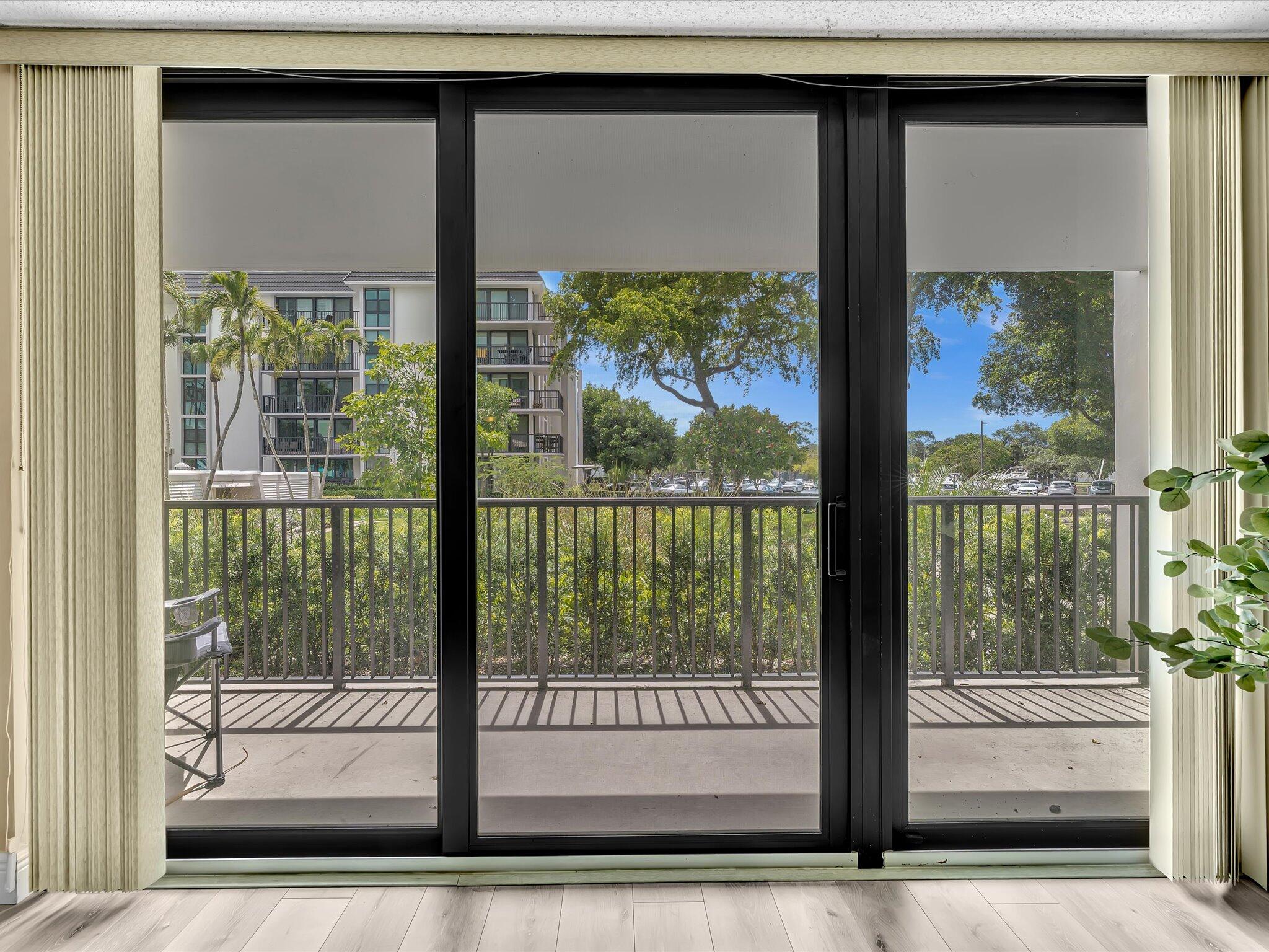 1350 River Reach #111, Fort Lauderdale FL 33315