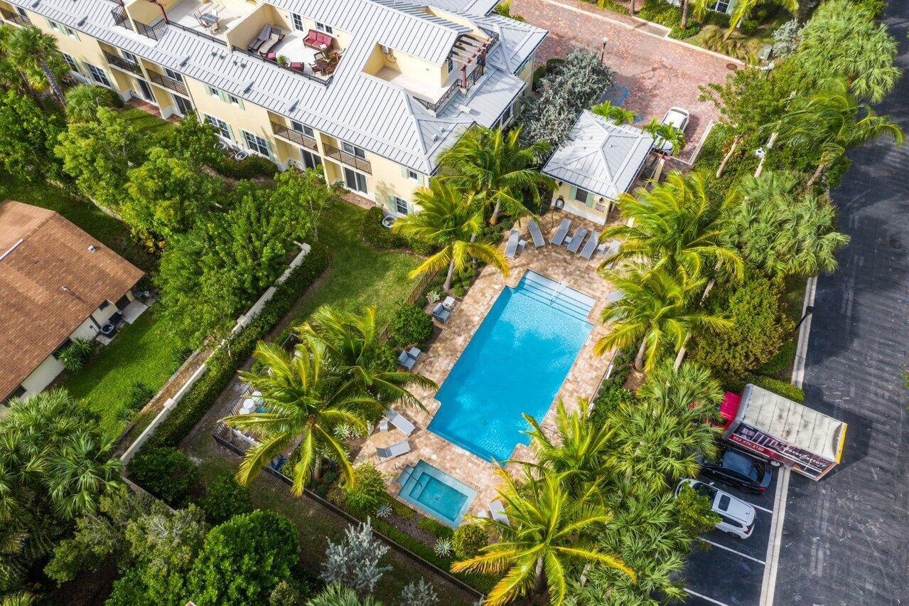 3770 County Line #A1, Tequesta FL 33469