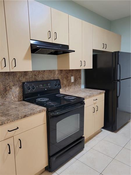 3569 Forest Hill #117, Palm Springs FL 33406