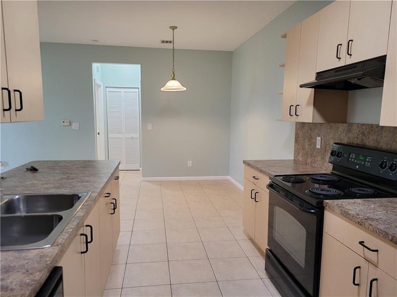 3569 Forest Hill #117, Palm Springs FL 33406