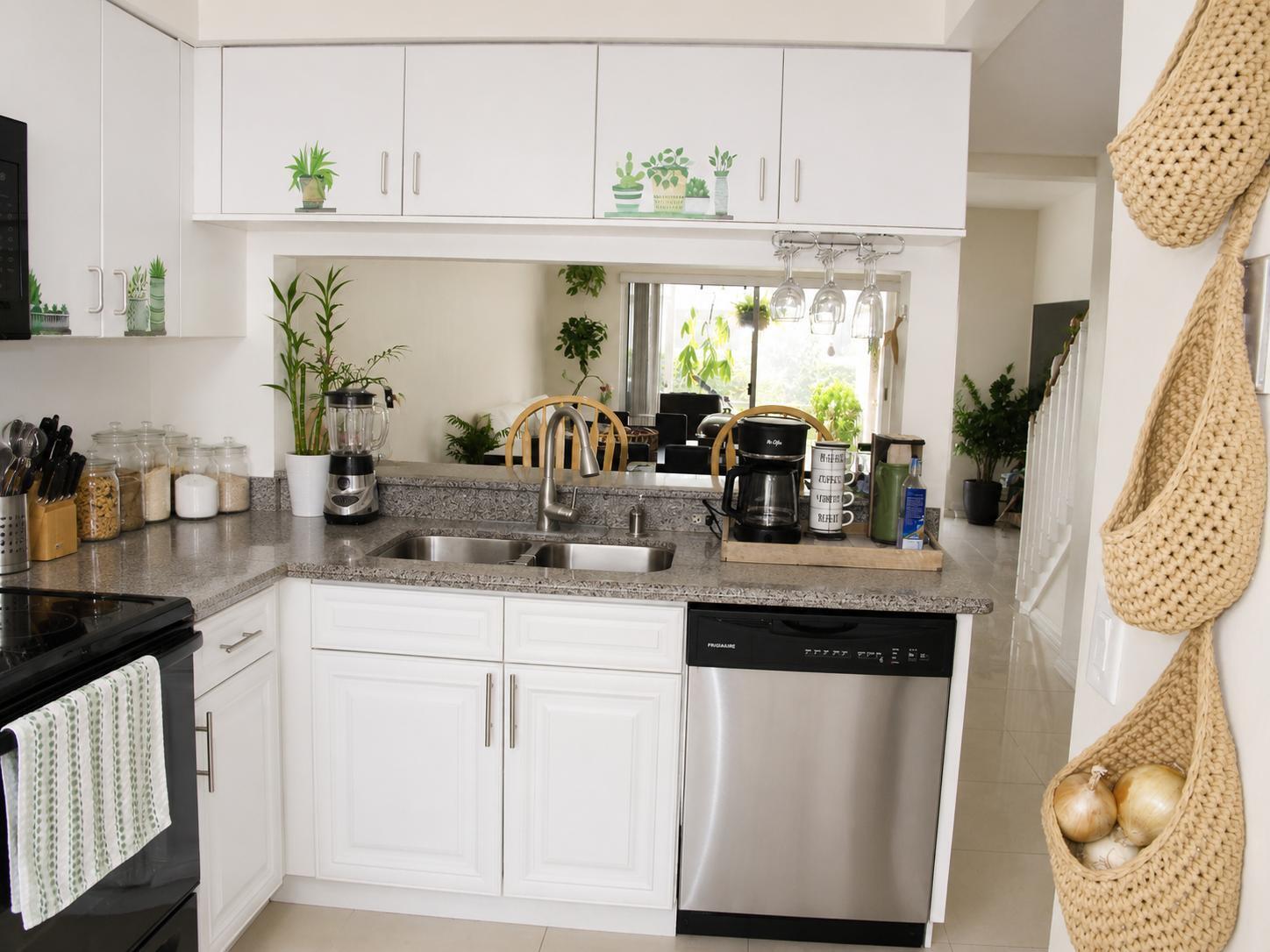 75 Whitehead #75, Weston FL 33326