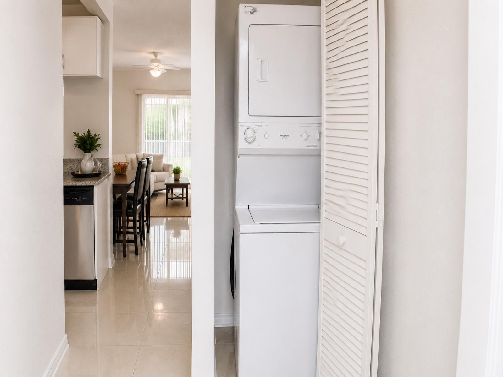 75 Whitehead #75, Weston FL 33326