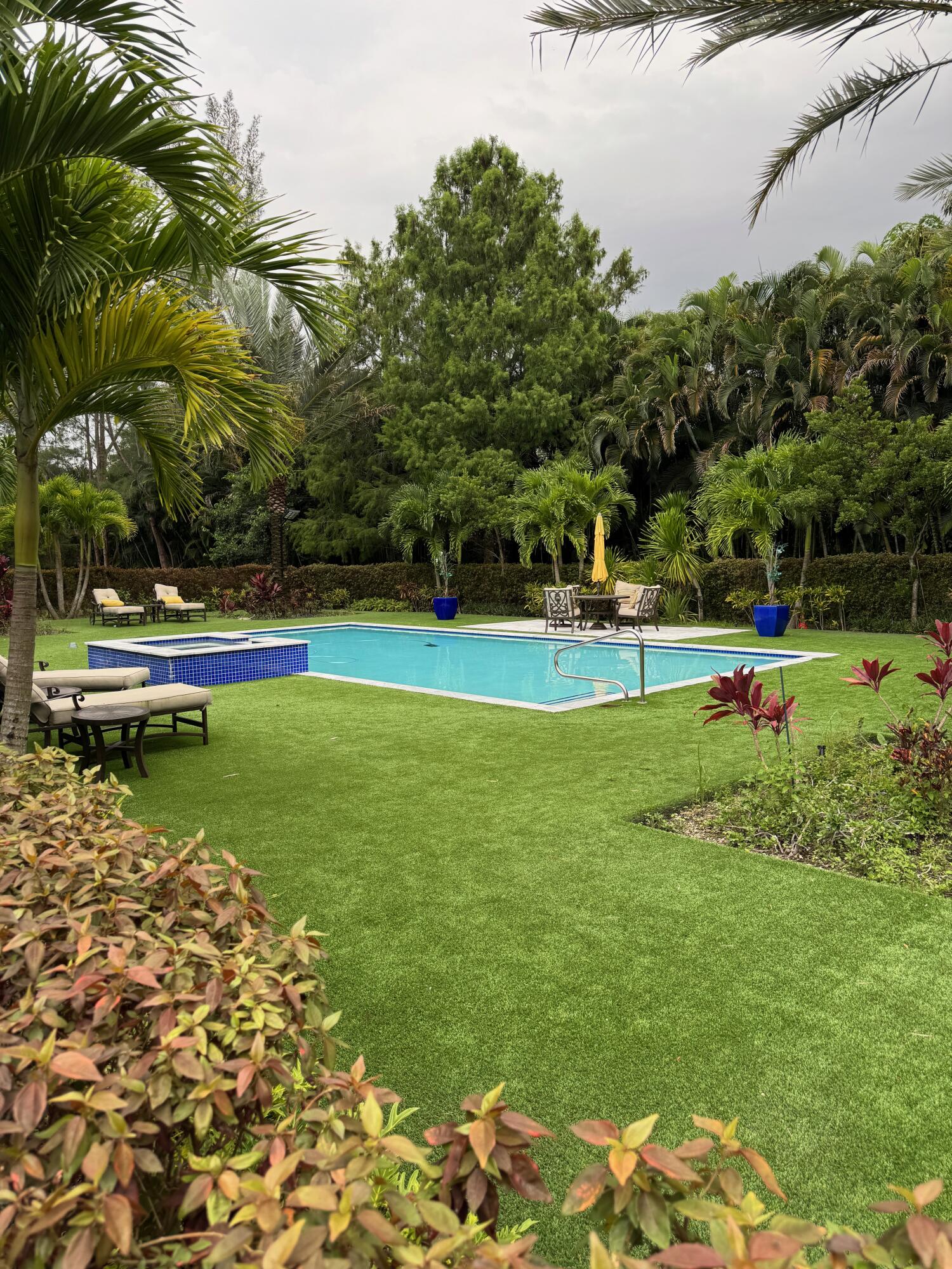 8950 NW 70th, Parkland FL 33067