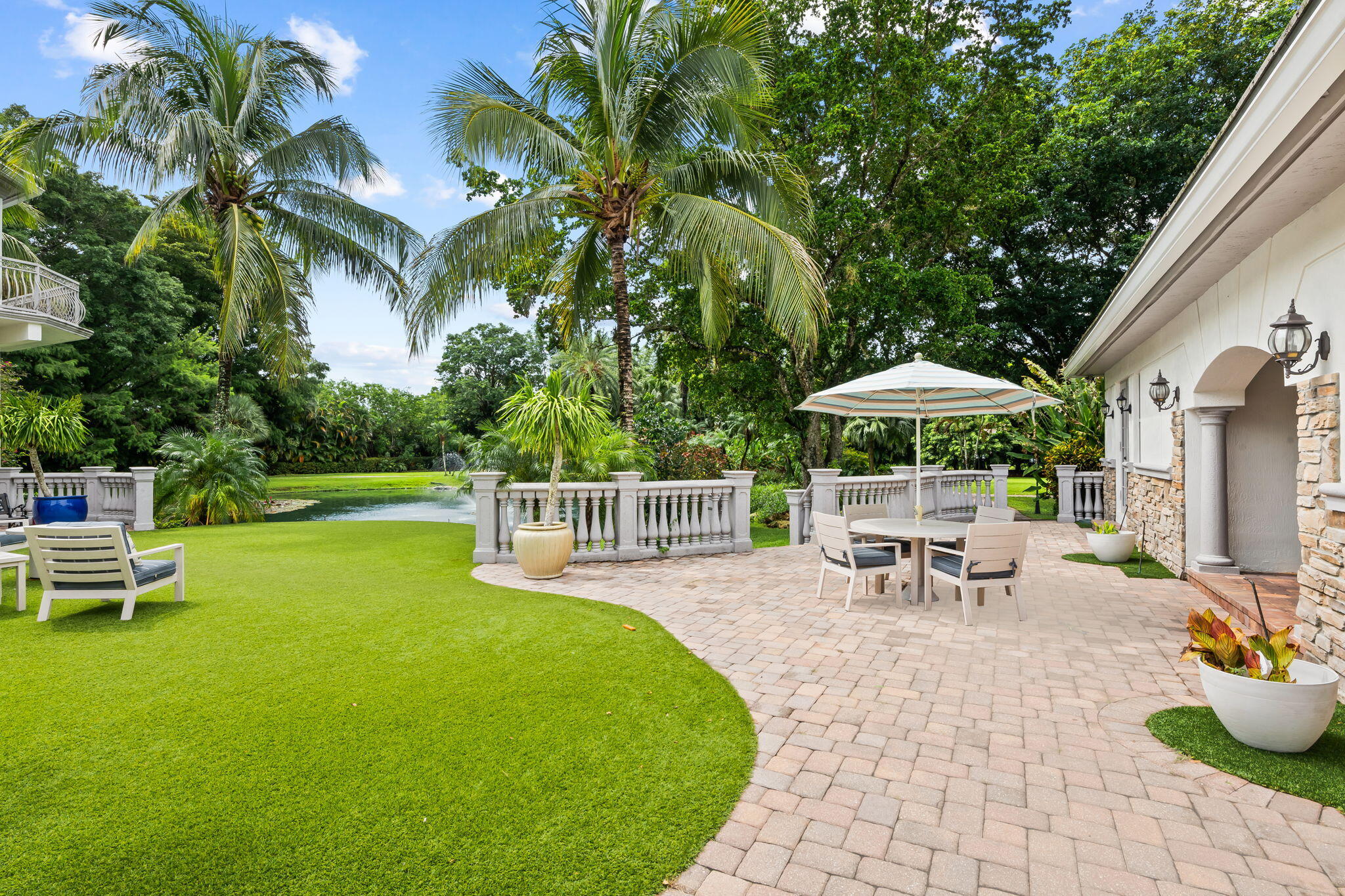 8950 NW 70th, Parkland FL 33067