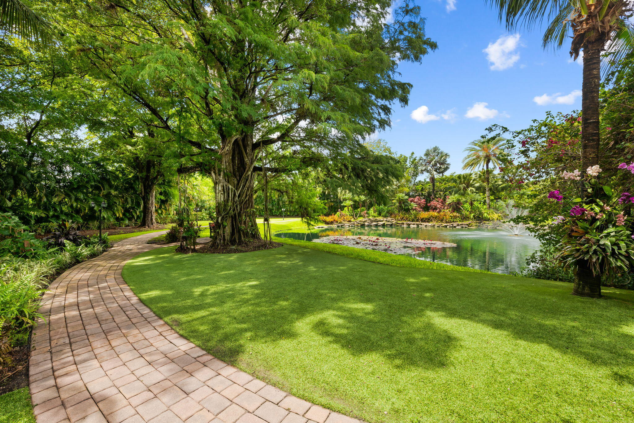 8950 NW 70th, Parkland FL 33067