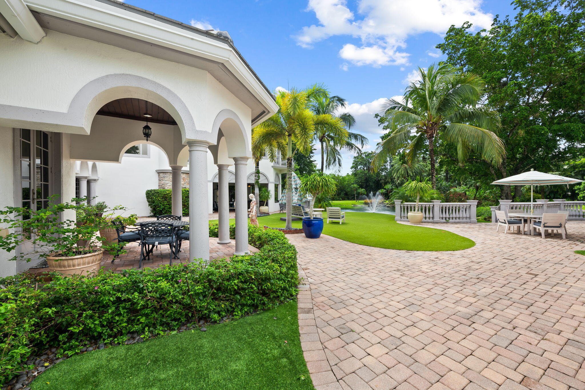 8950 NW 70th, Parkland FL 33067
