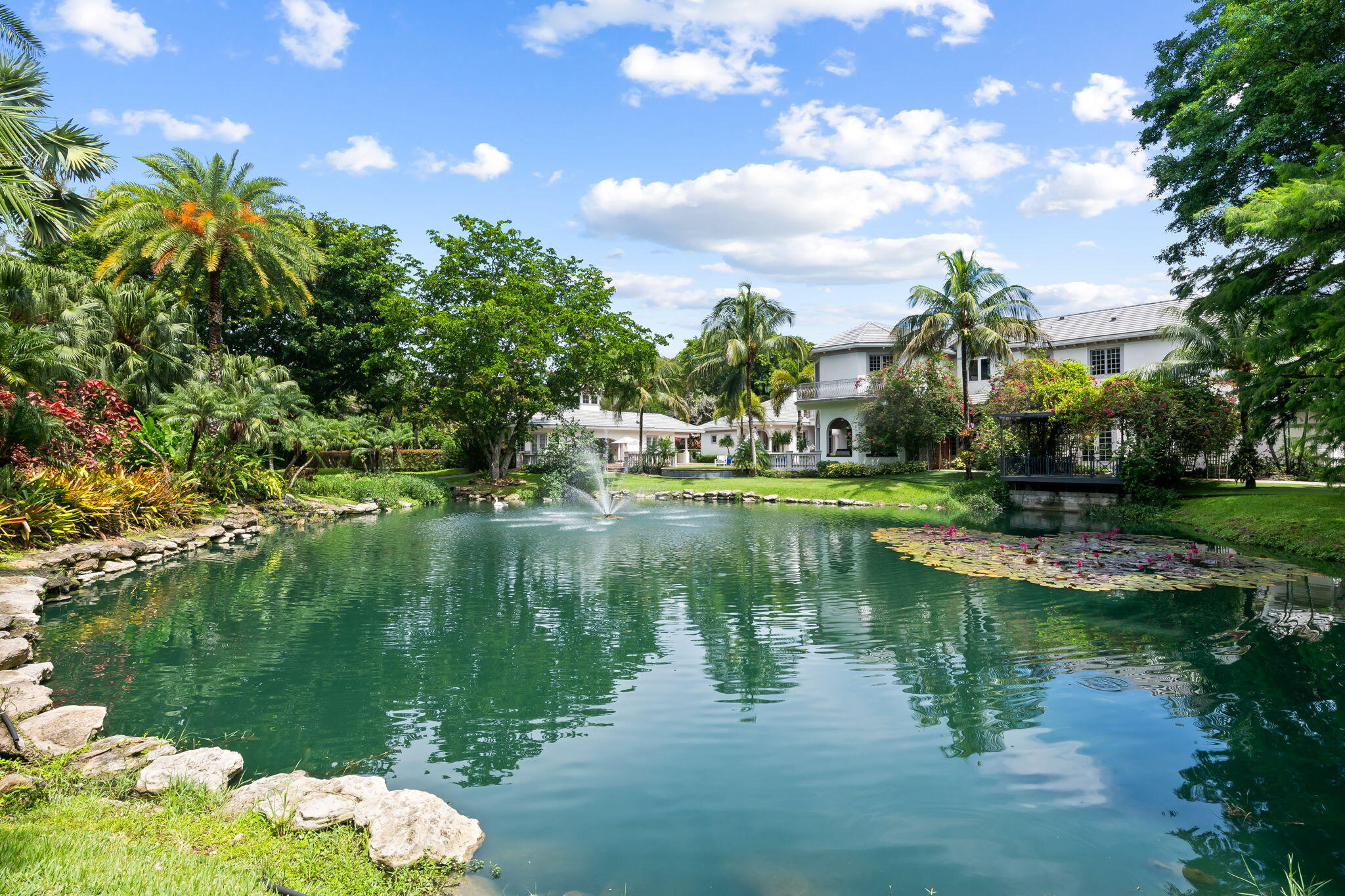 8950 NW 70th, Parkland FL 33067