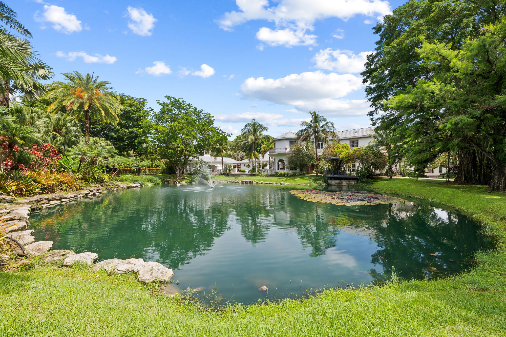 8950 NW 70th, Parkland FL 33067