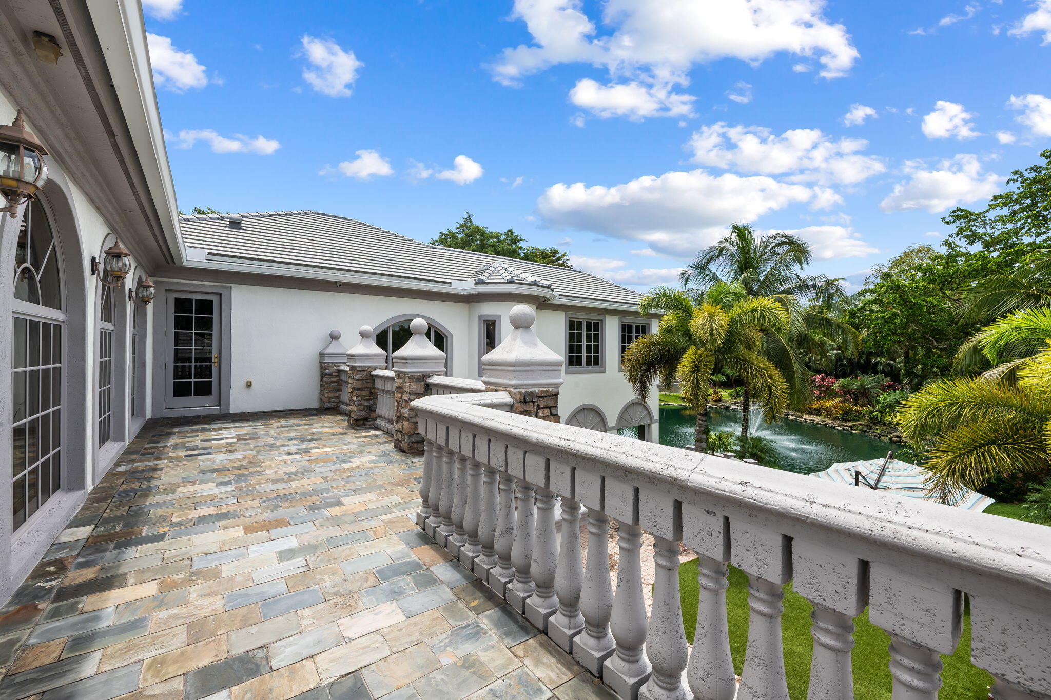8950 NW 70th, Parkland FL 33067