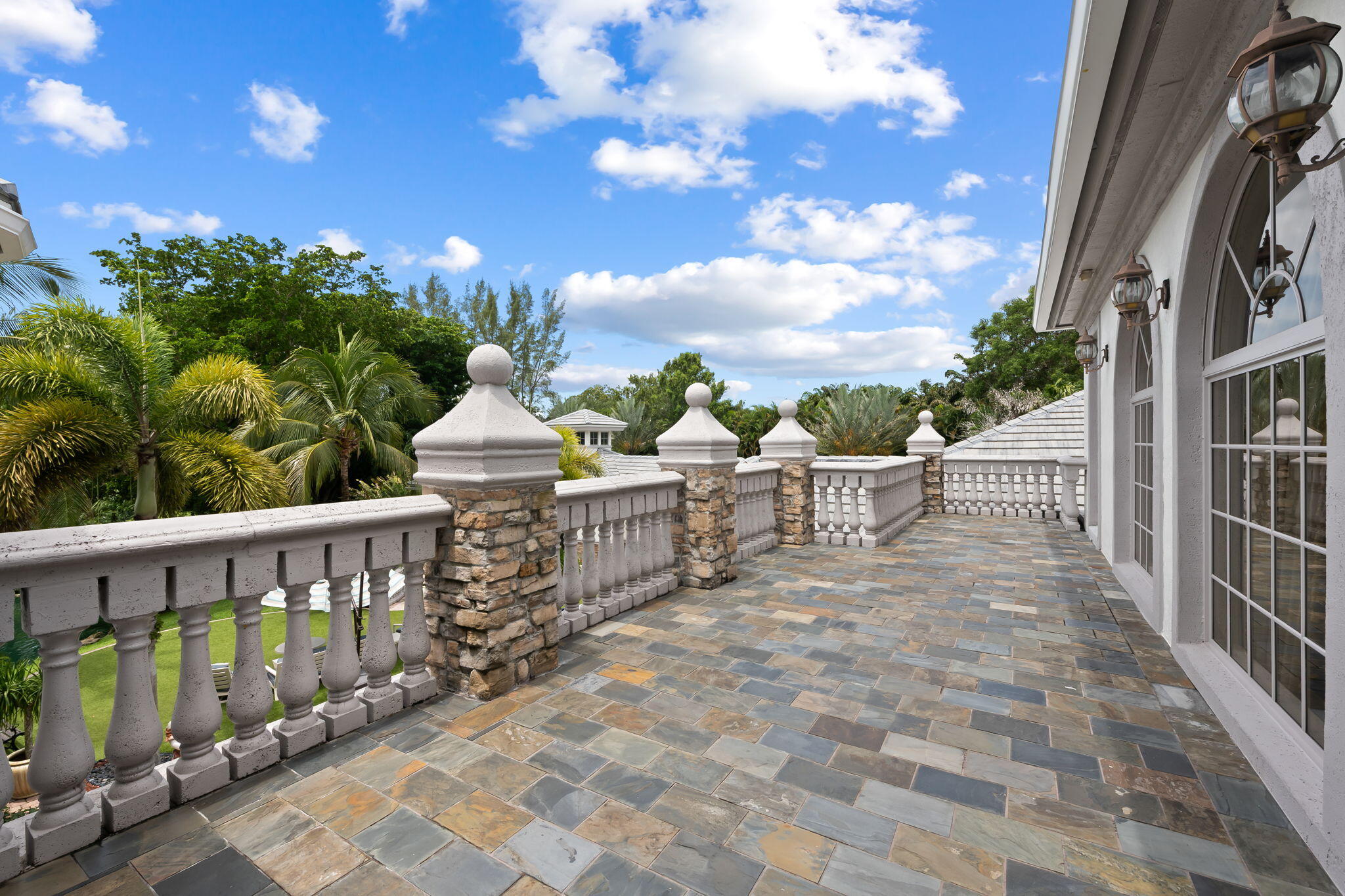 8950 NW 70th, Parkland FL 33067