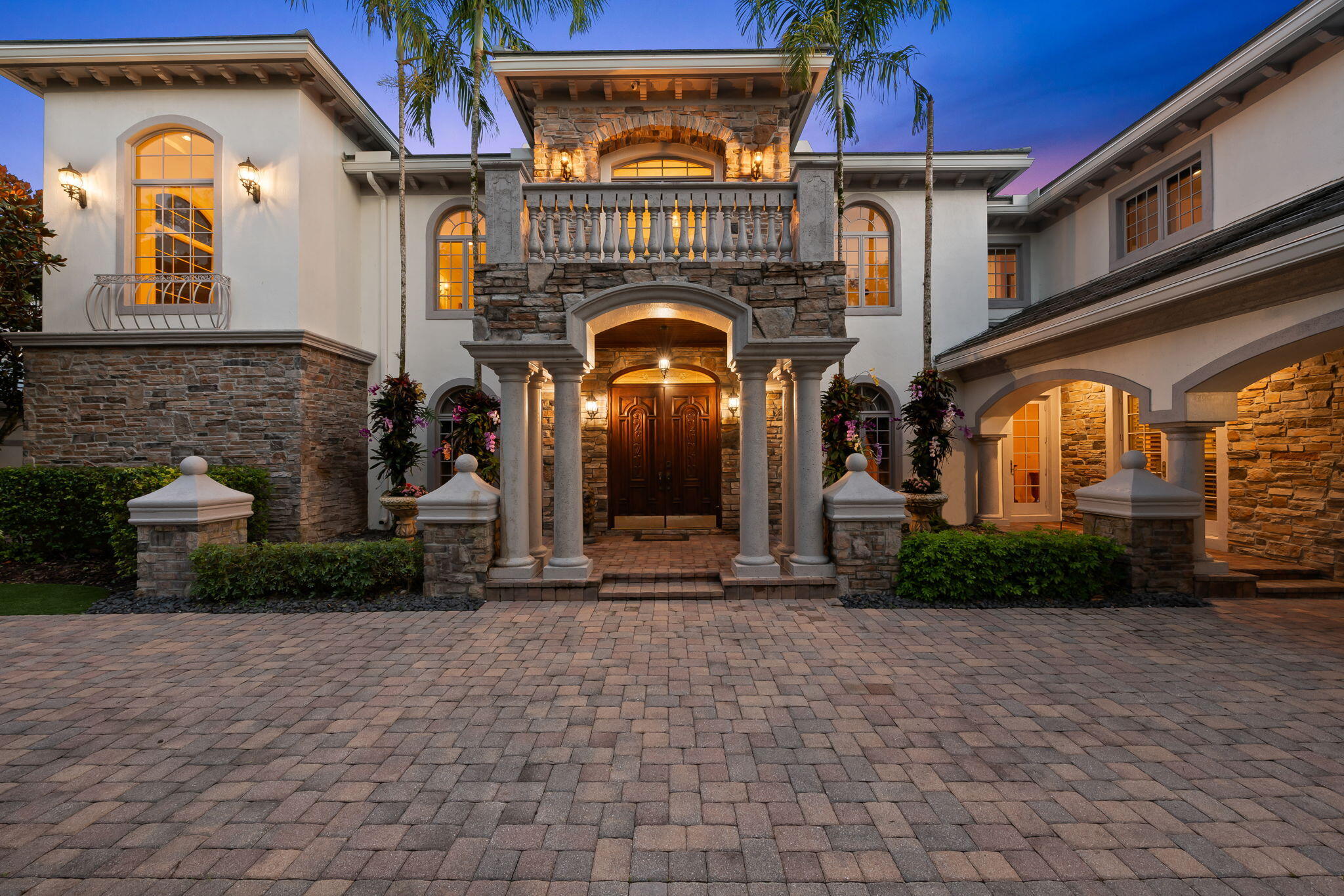 8950 NW 70th, Parkland FL 33067