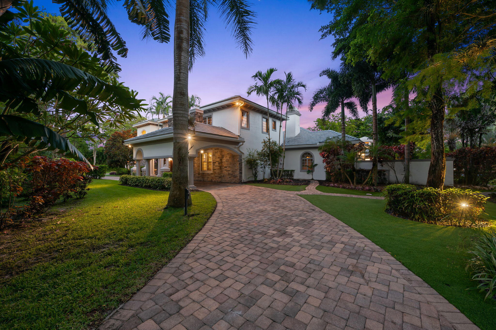 8950 NW 70th, Parkland FL 33067