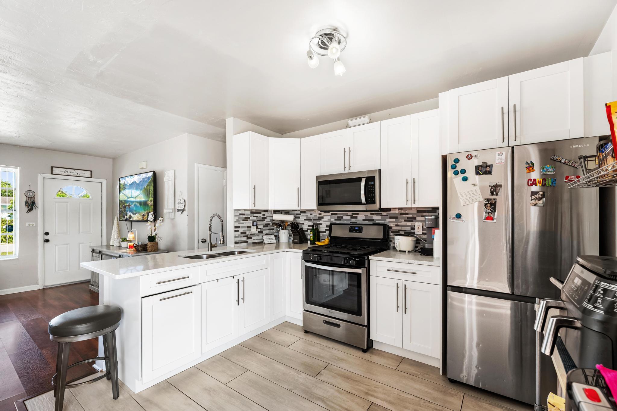 153 Abaco, Palm Springs FL 33461
