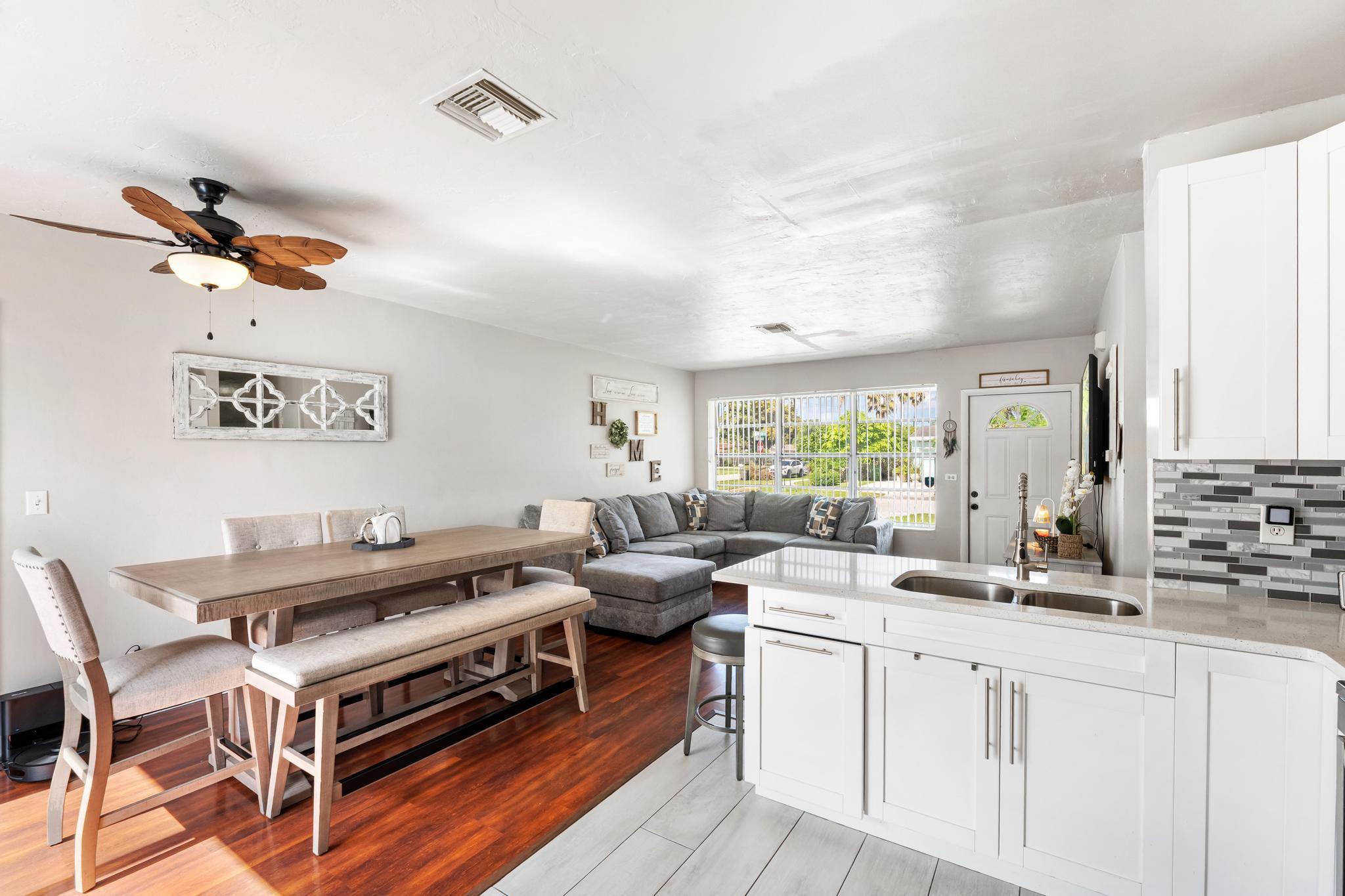 153 Abaco, Palm Springs FL 33461