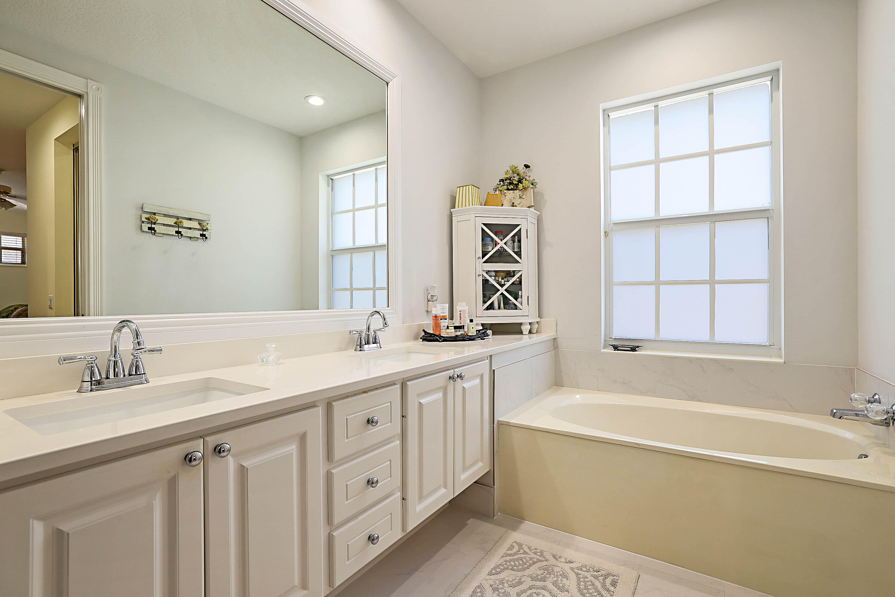 118 Middlebury, Jupiter FL 33458