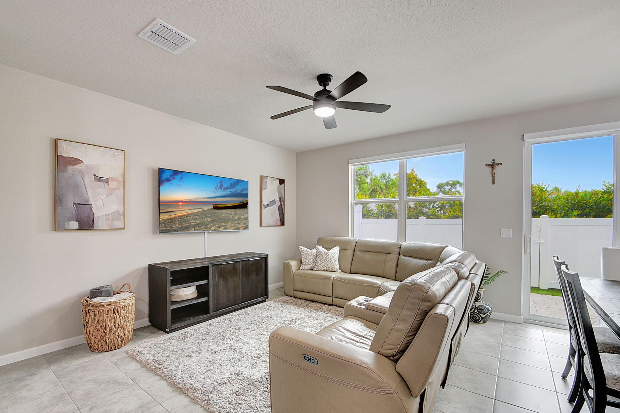 1620 Lindley, Mangonia Park FL 33407