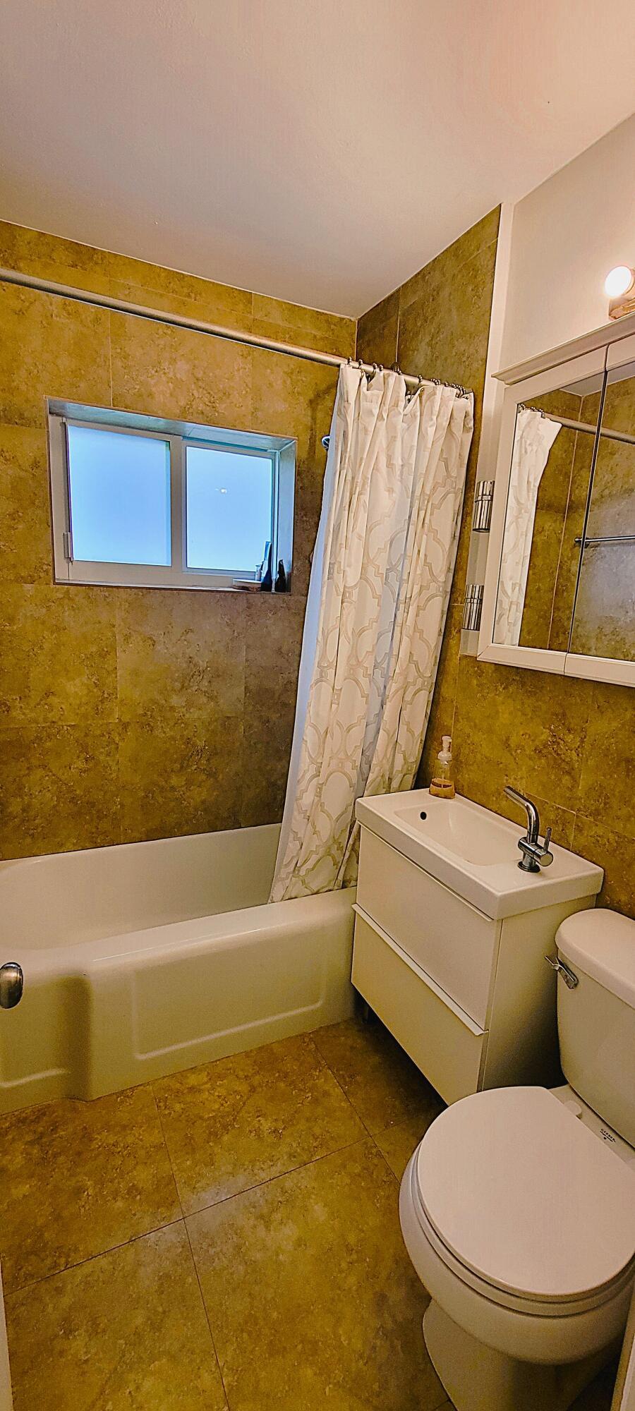 1401 NE 17th, Fort Lauderdale FL 33304