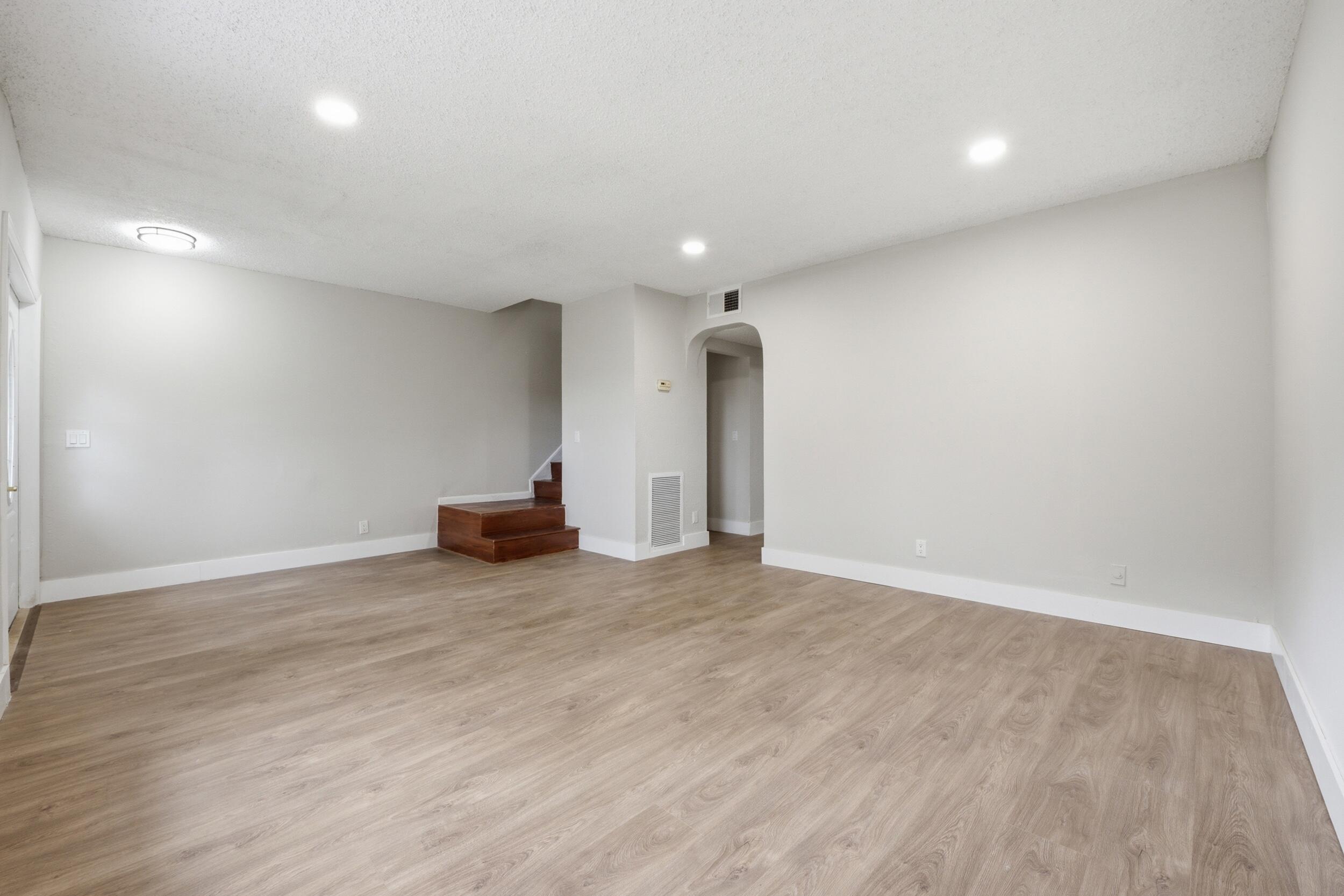 7318 NW 75th, Tamarac FL 33321