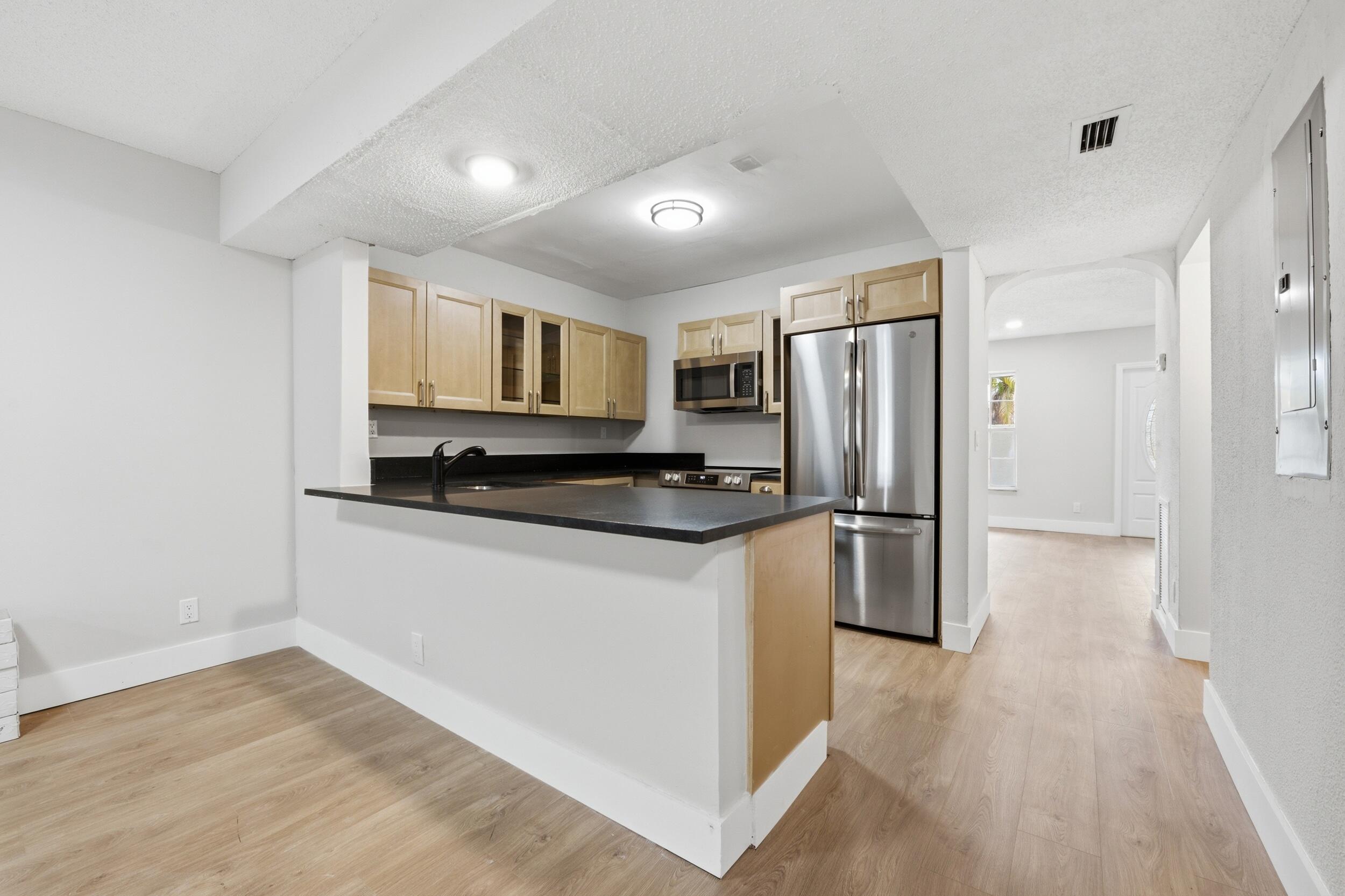 7318 NW 75th, Tamarac FL 33321