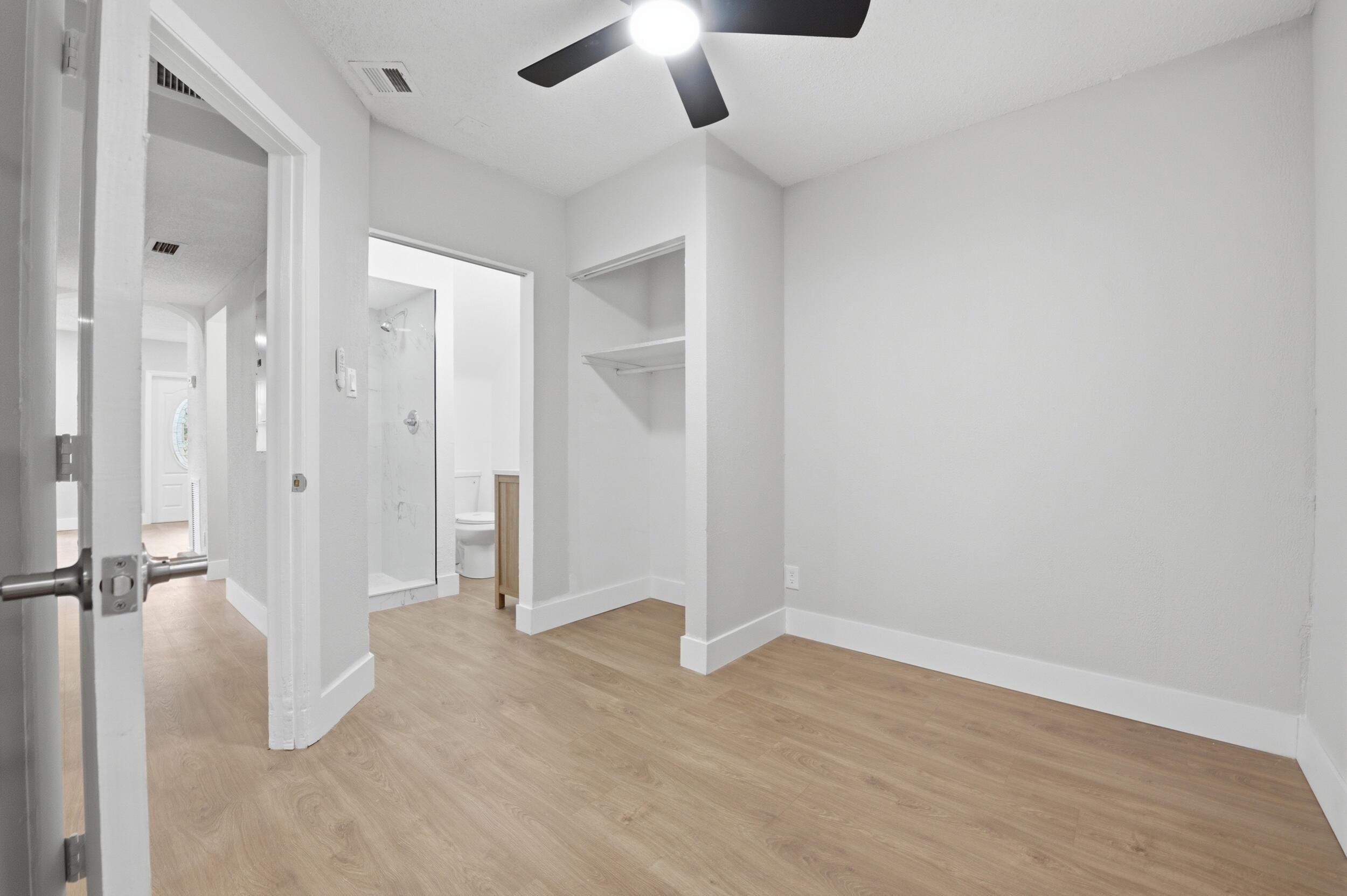 7318 NW 75th, Tamarac FL 33321