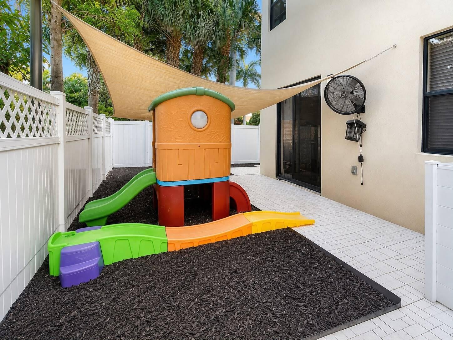 4822 NW 56th, Tamarac FL 33319
