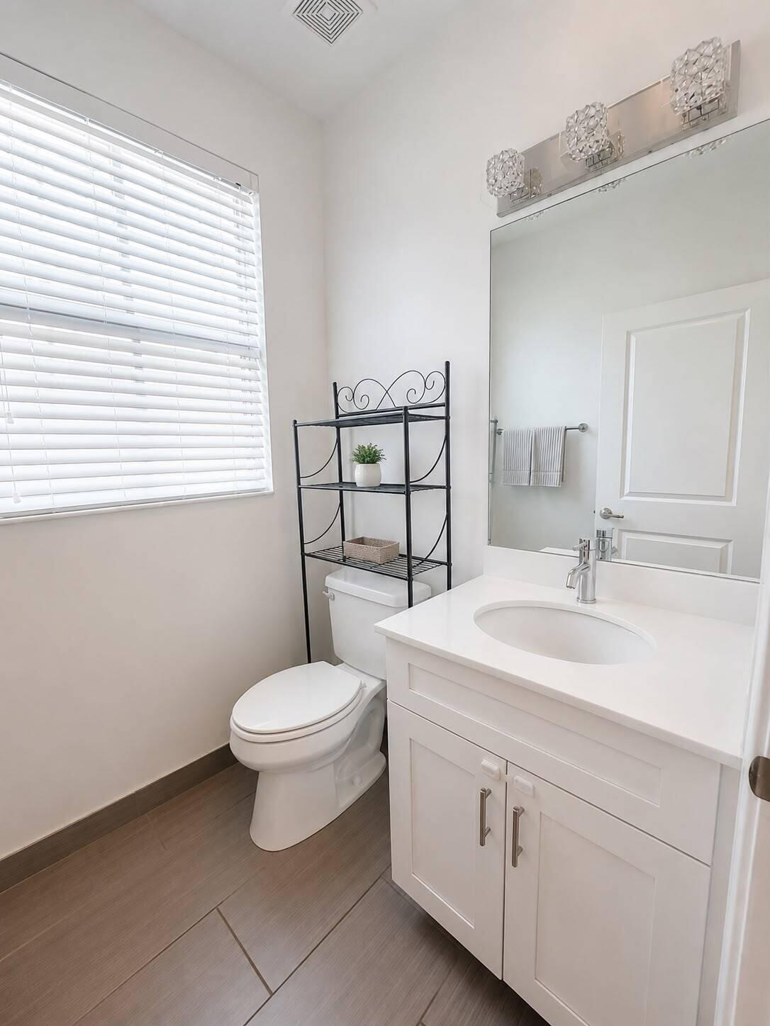 4822 NW 56th, Tamarac FL 33319