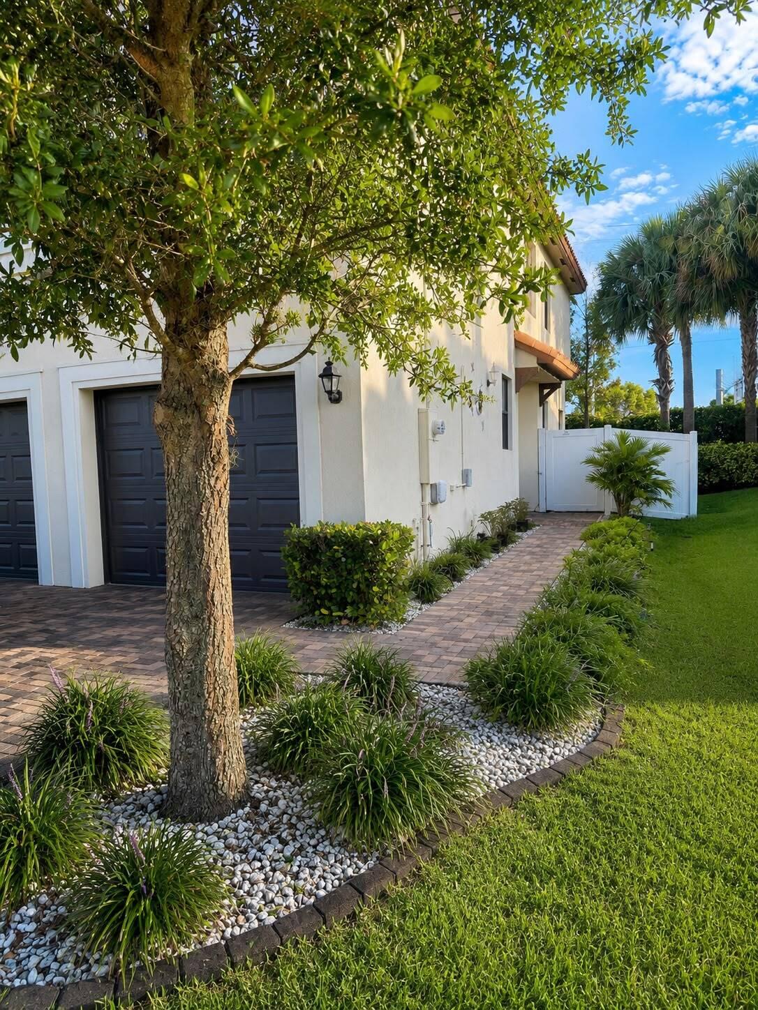 4822 NW 56th, Tamarac FL 33319