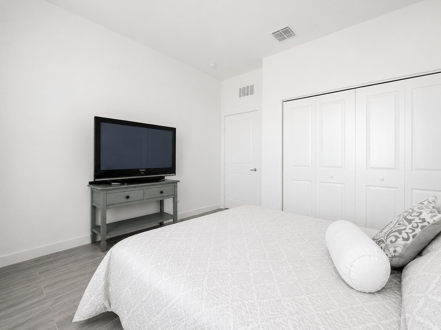 4822 NW 56th, Tamarac FL 33319