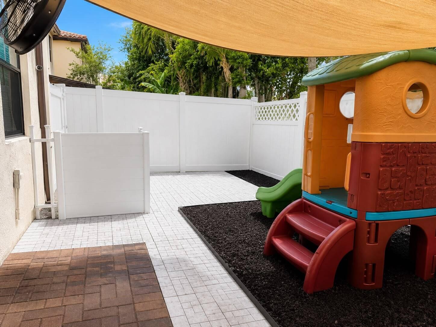 4822 NW 56th, Tamarac FL 33319