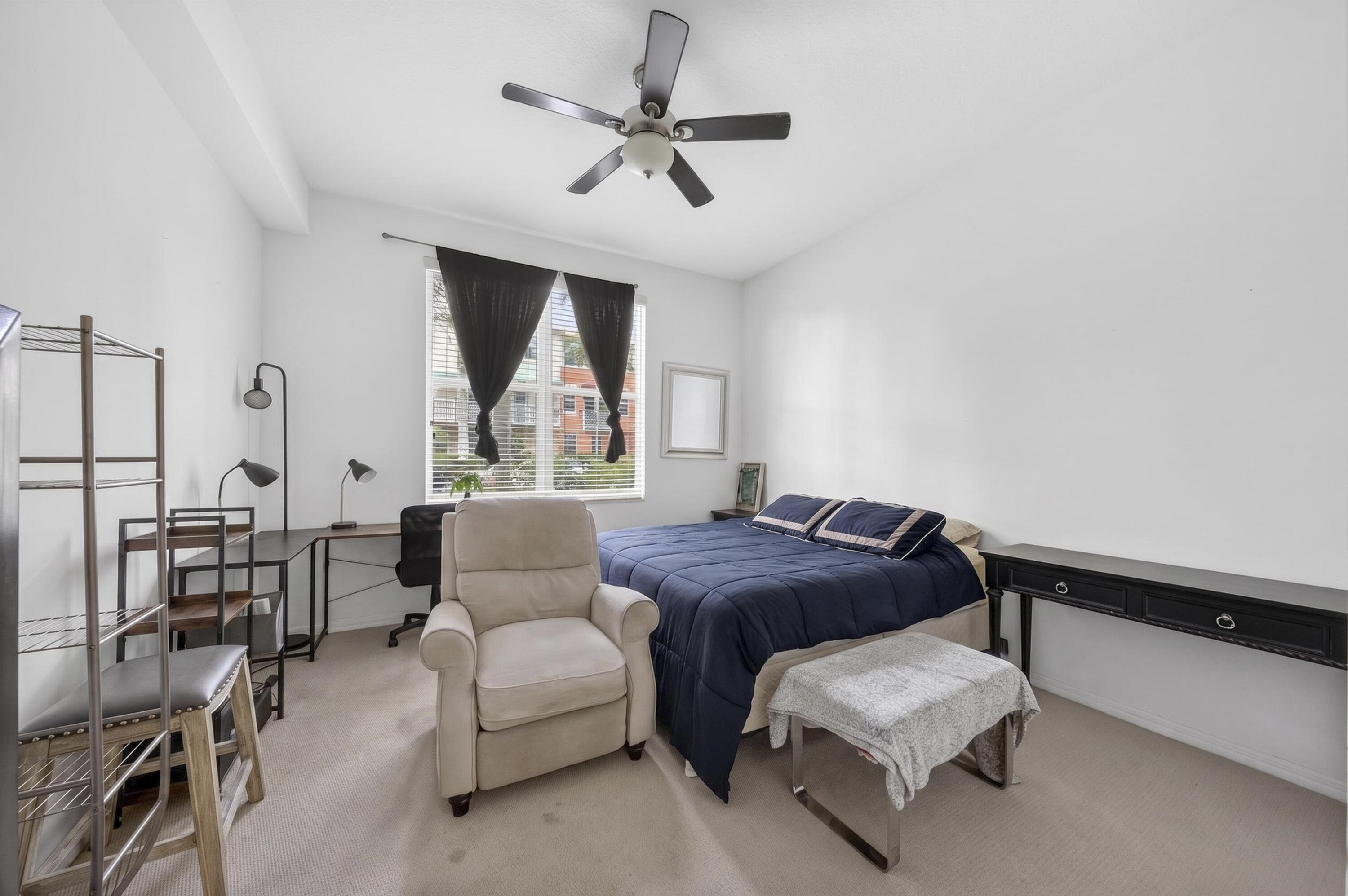 804 E Windward #111, Lantana FL 33462