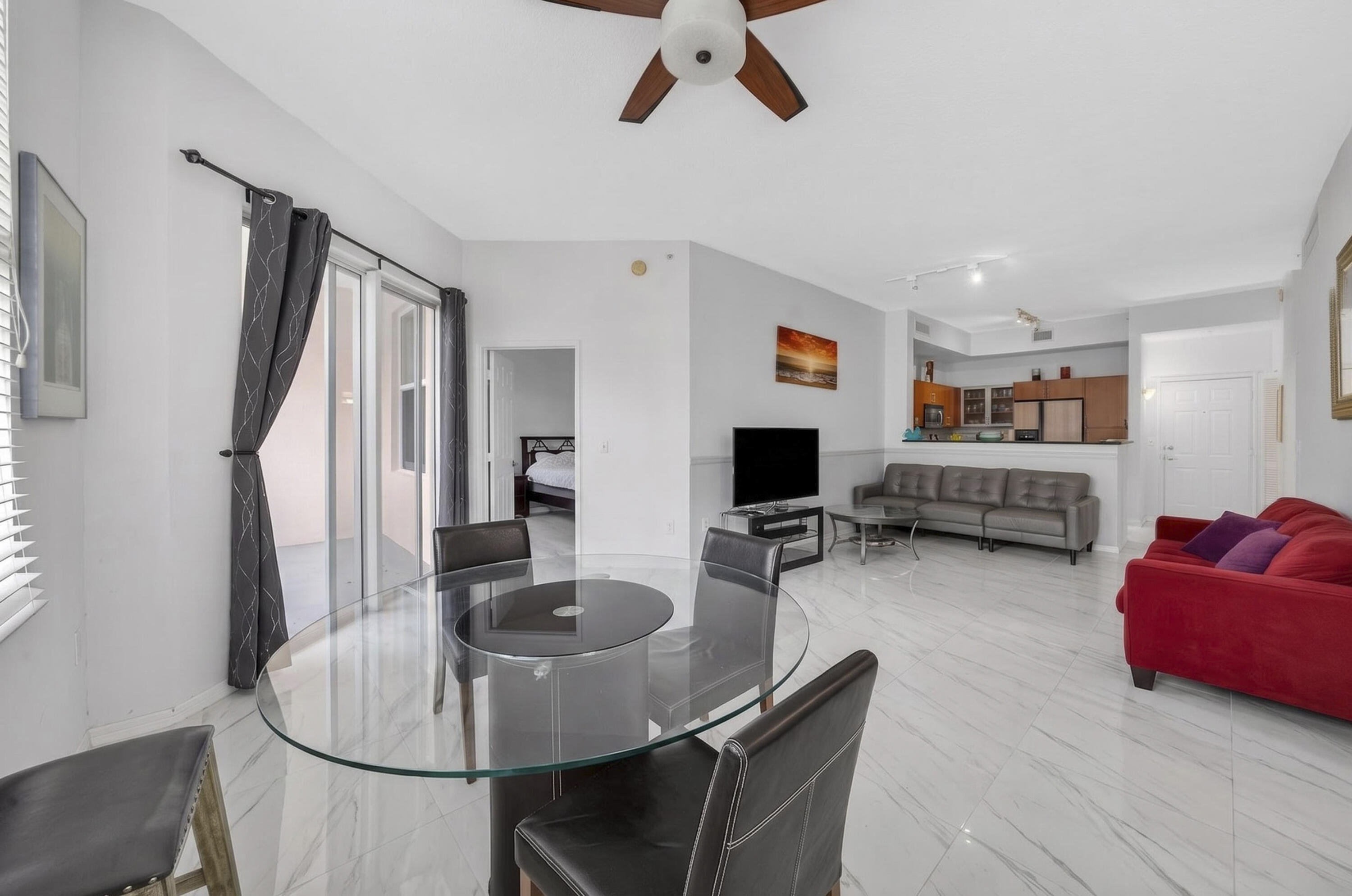 804 E Windward #111, Lantana FL 33462