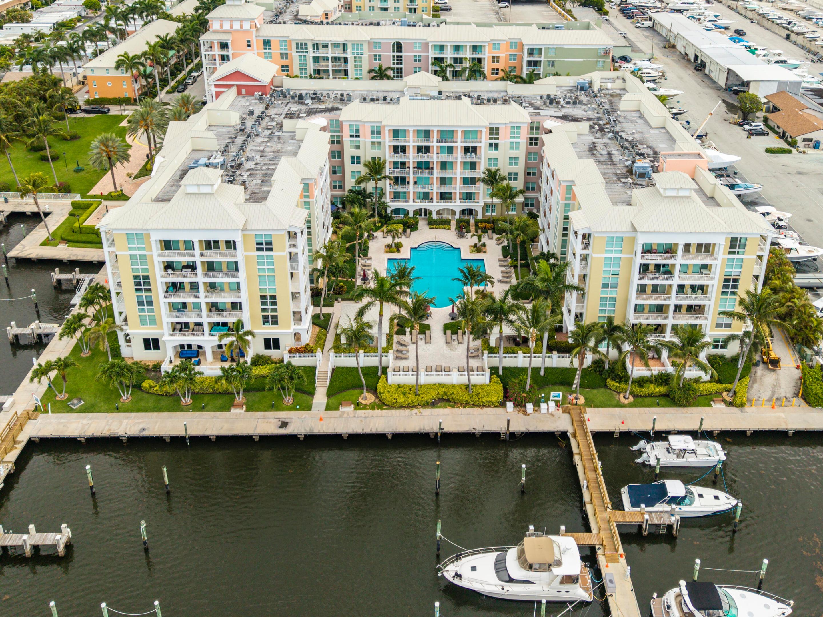 804 E Windward #111, Lantana FL 33462