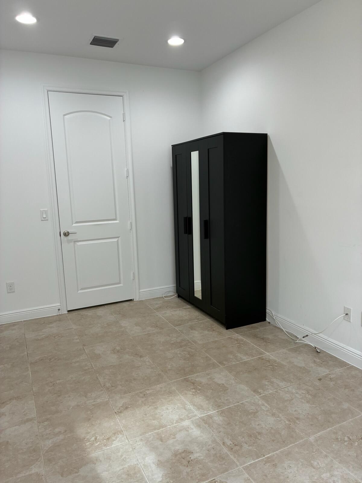 6989 Pines #Gg 39, Coconut Creek FL 33073