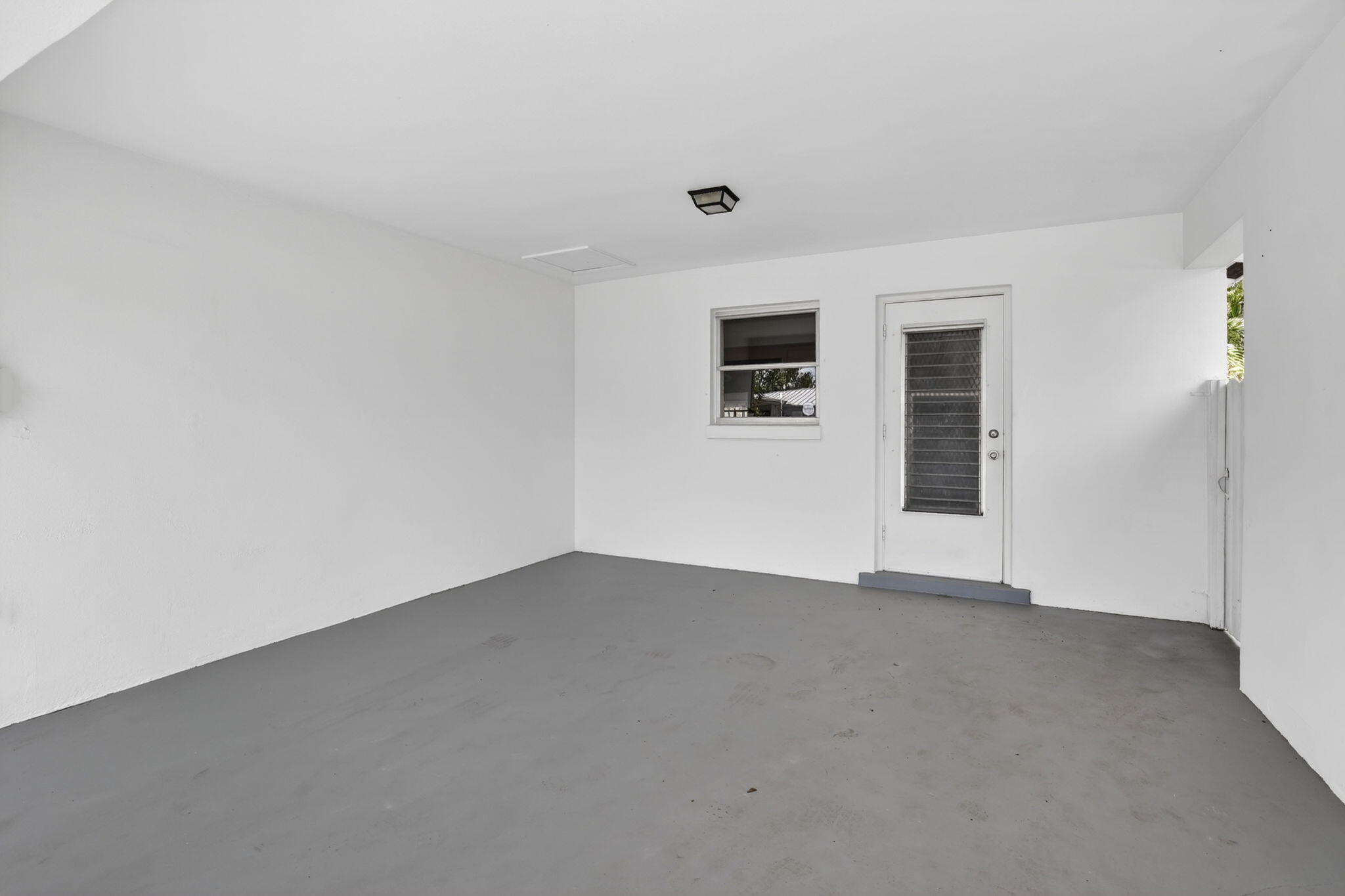 5731 NE 17th, Fort Lauderdale FL 33334