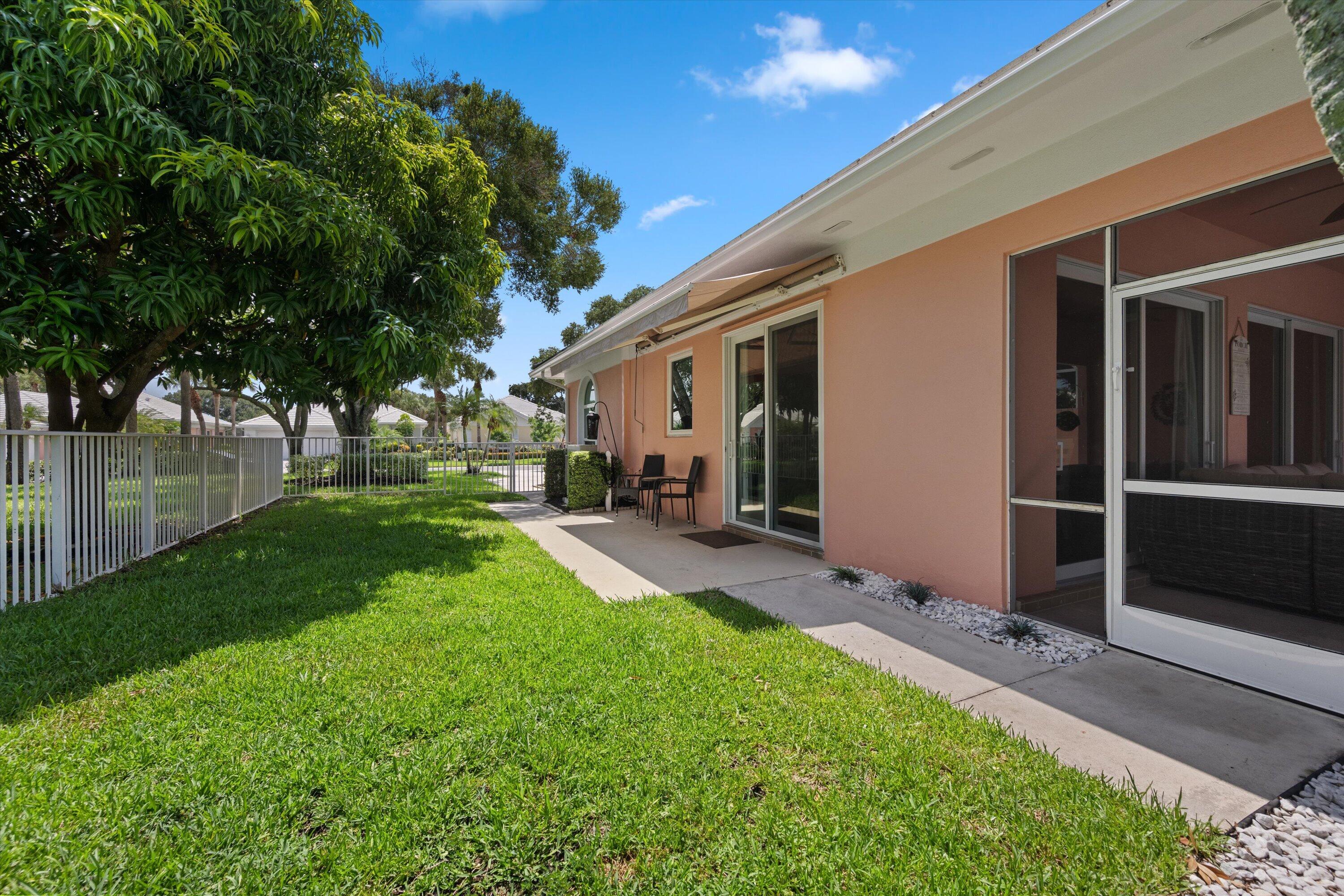 8488 Beaconhill, Palm Beach Gardens FL 33410