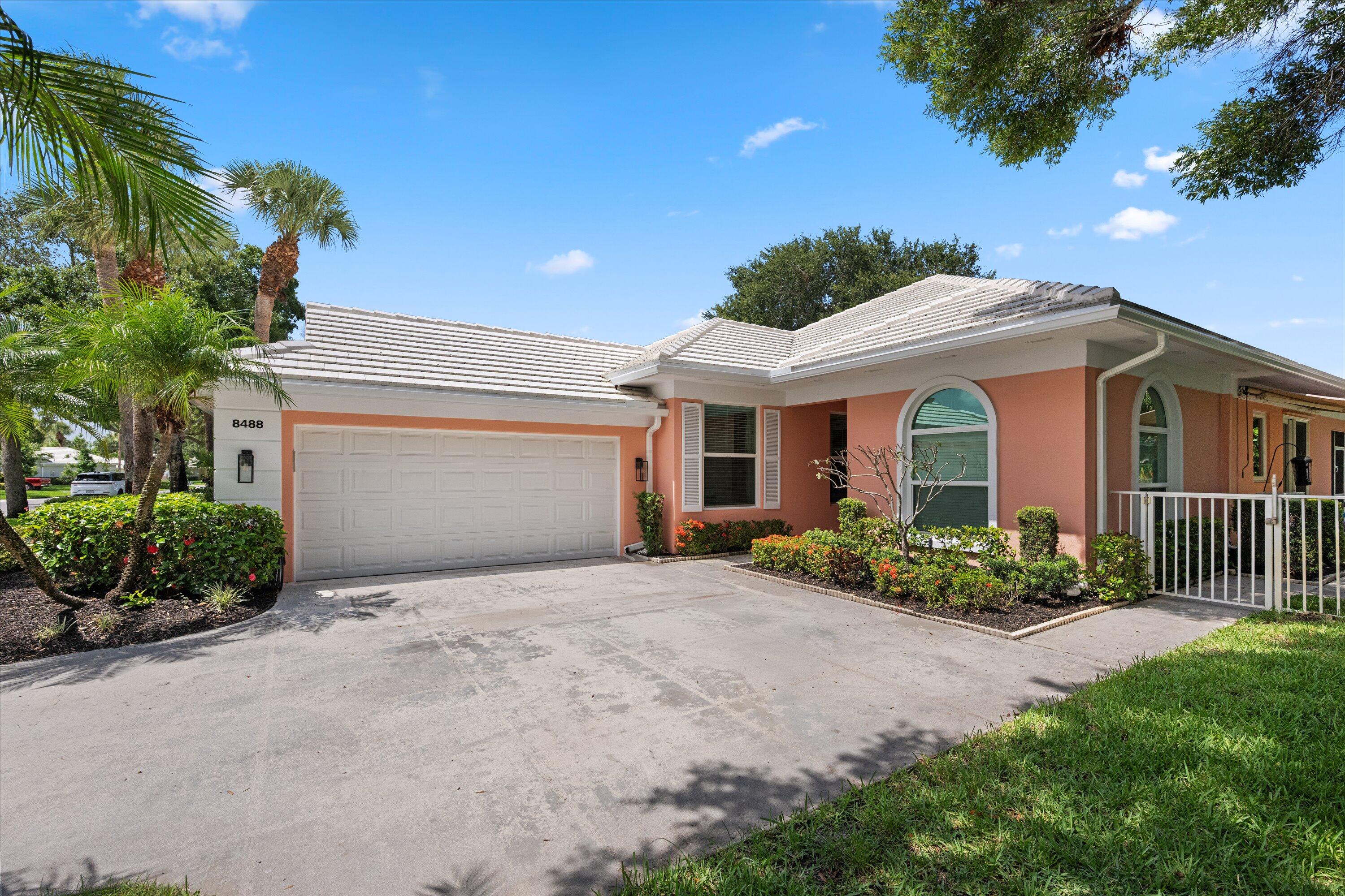 8488 Beaconhill, Palm Beach Gardens FL 33410
