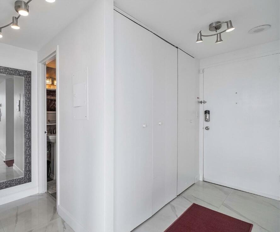 1720 Harrison #15a, Hollywood FL 33020