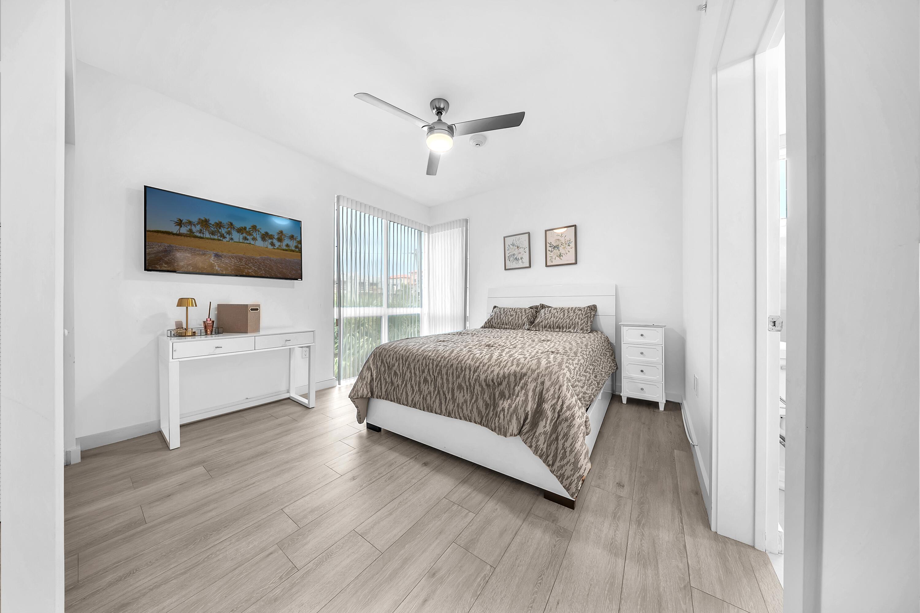 51 SE 19th #303, Deerfield Beach FL 33441