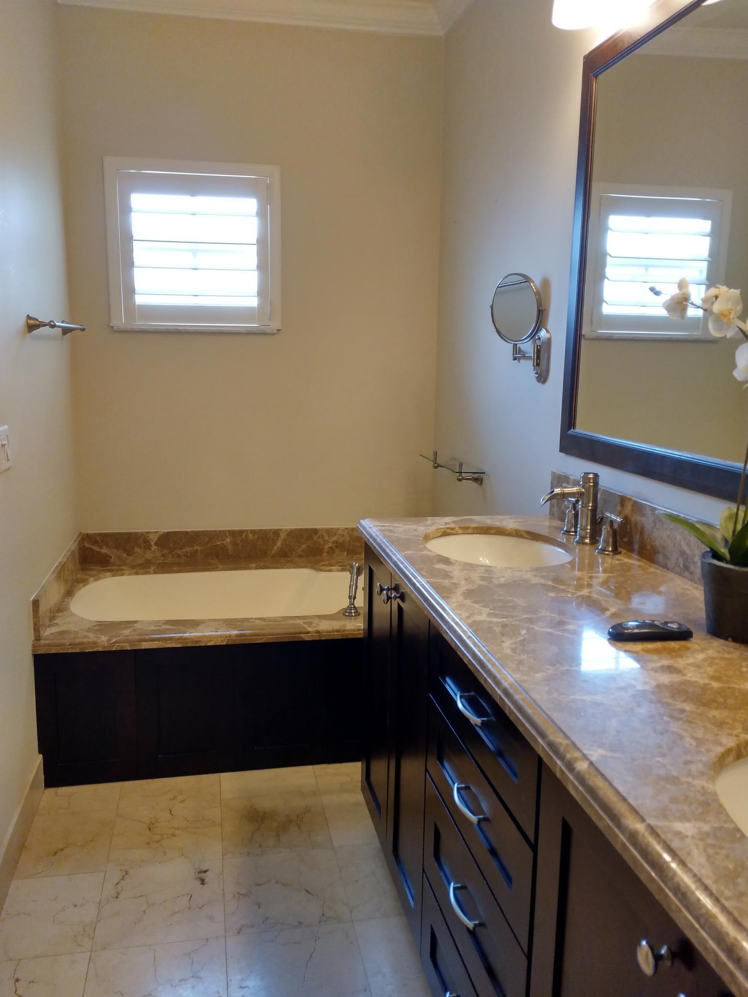 521 Tomahawk, Palm Beach Gardens FL 33410