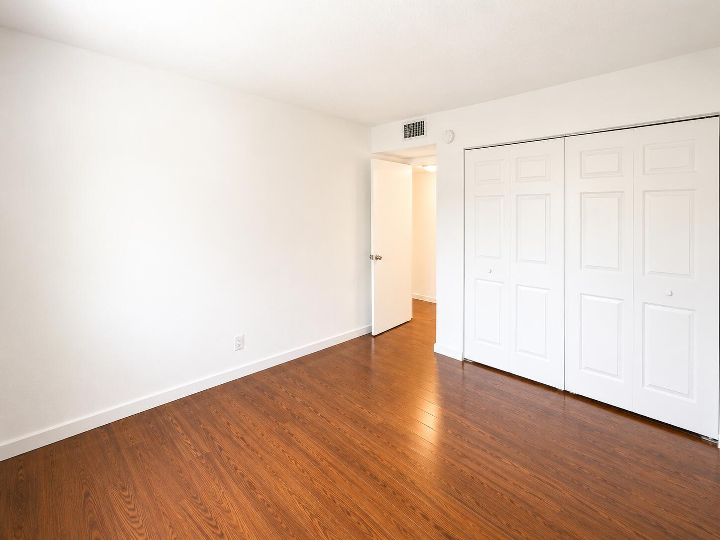 5728 5728 Blueberry Ct, Unit #38, Lauderhill FL 33313