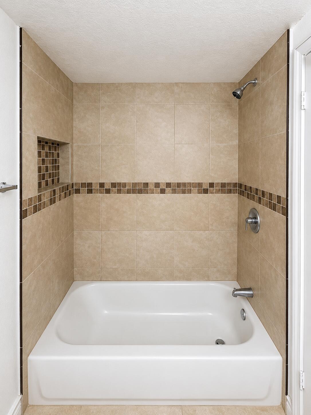 5728 5728 Blueberry Ct, Unit #38, Lauderhill FL 33313