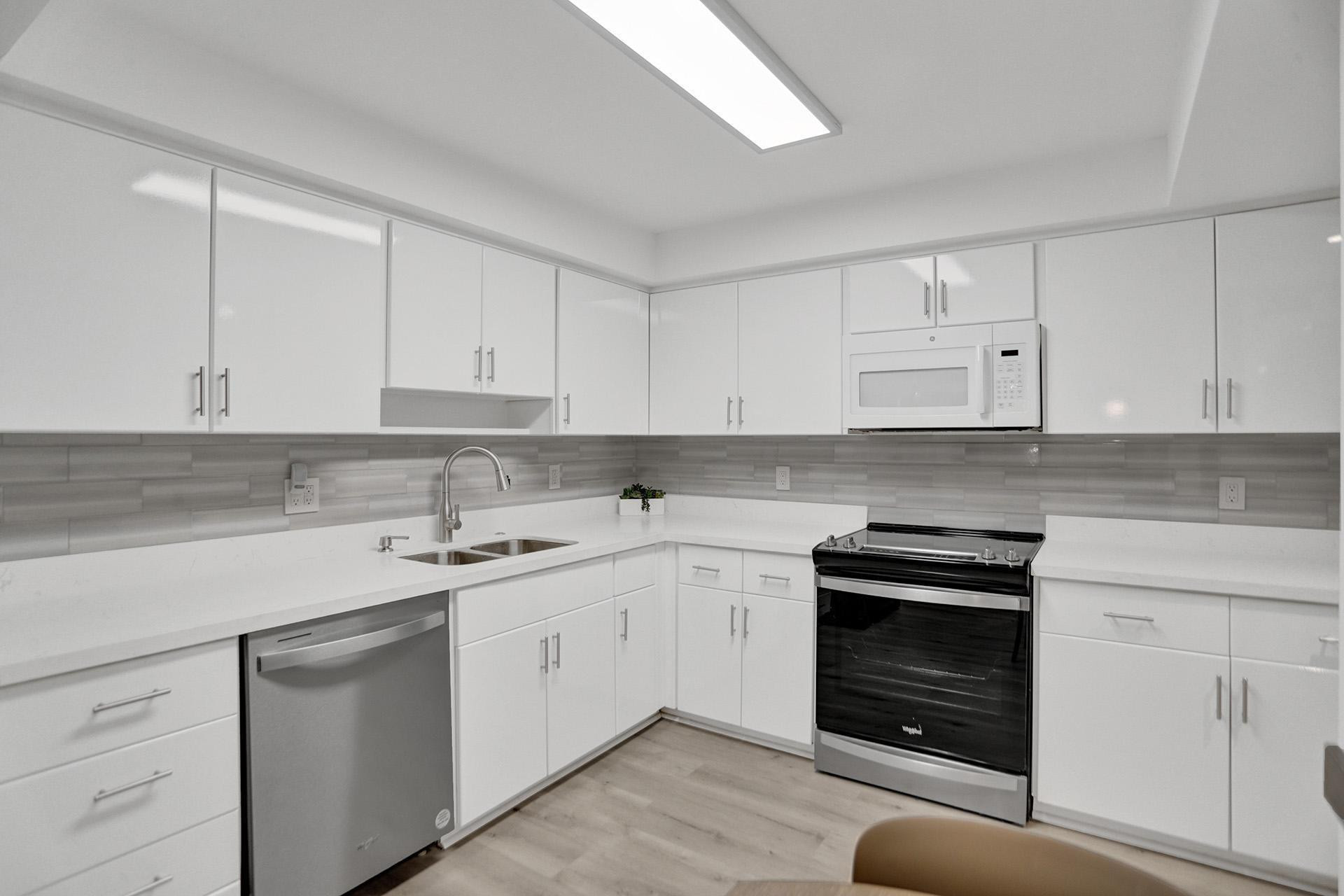 5000 N Ocean #1403, Lauderdale By The Sea FL 33308