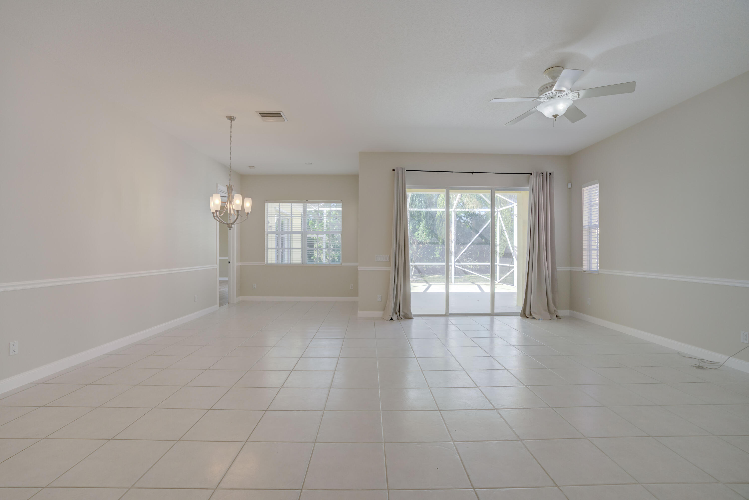 256 San Remo, Jupiter FL 33458